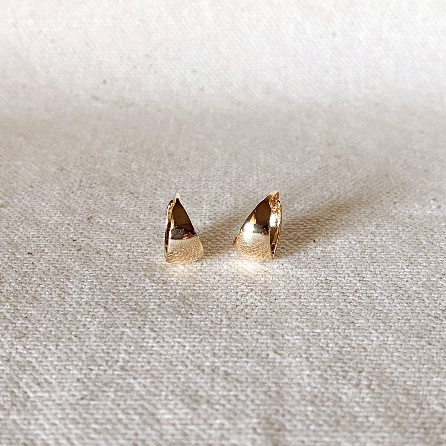 GoldFi - 18k Gold Filled Polished Clicker Hoop Earrings