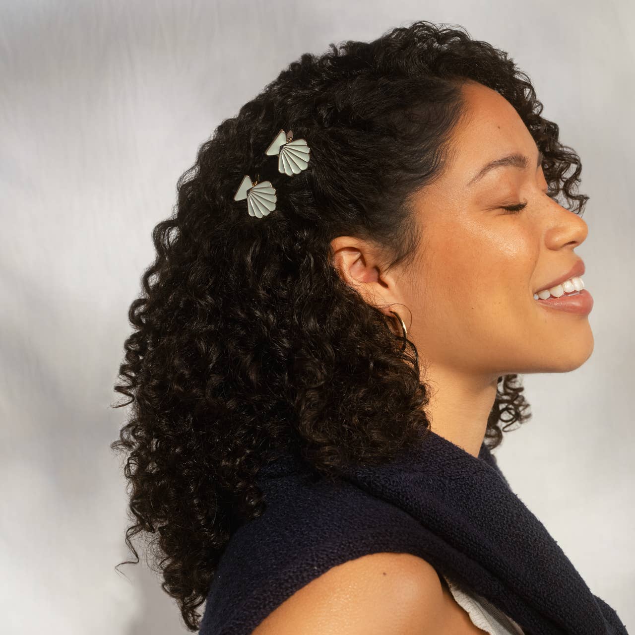 KITSCH - Metal Clam Shell Hair Clip 2pc Set - Gold & Pearlized Cream