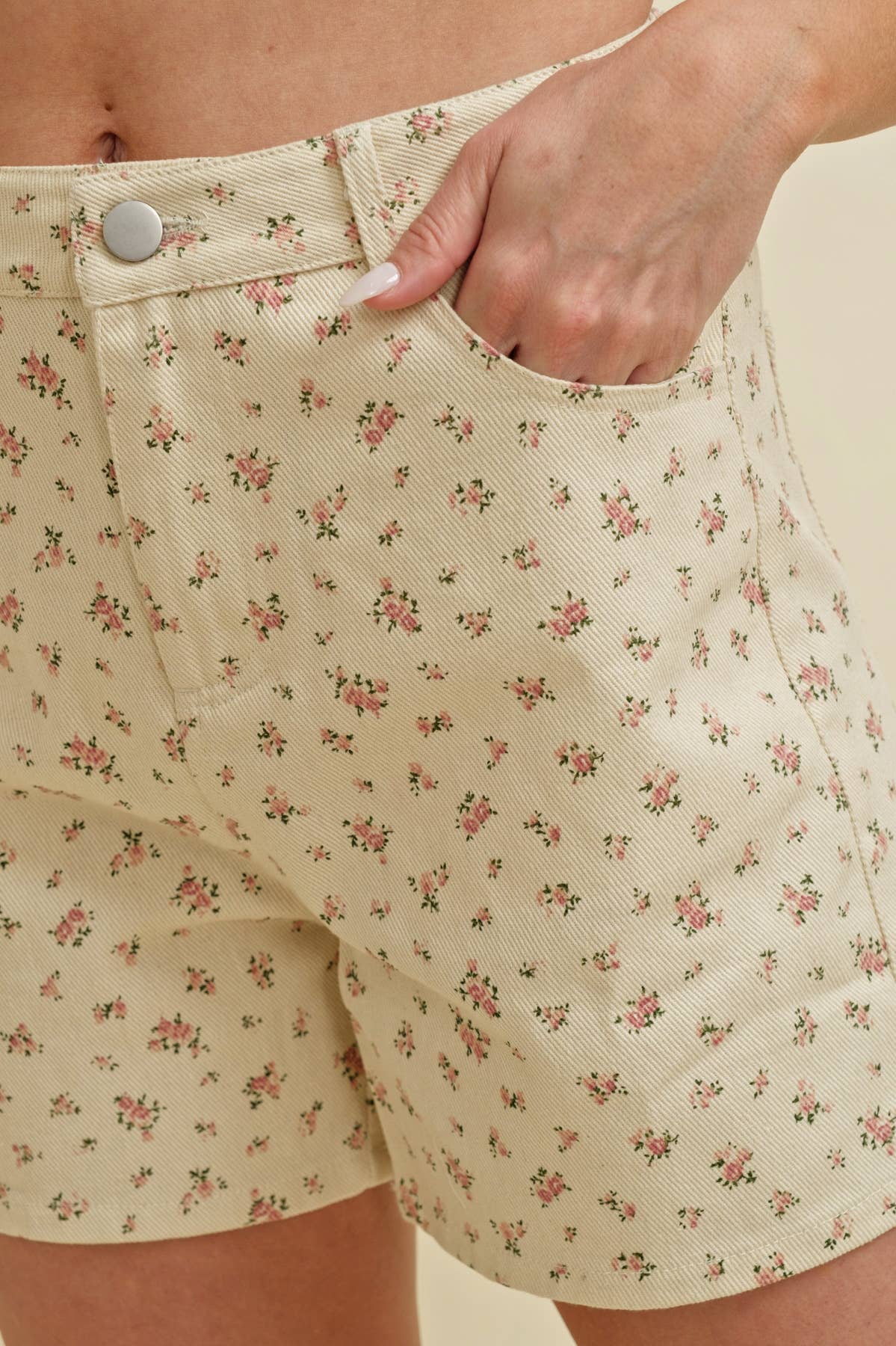 Cloud Ten - FLORAL PRINT DENIM SHORT