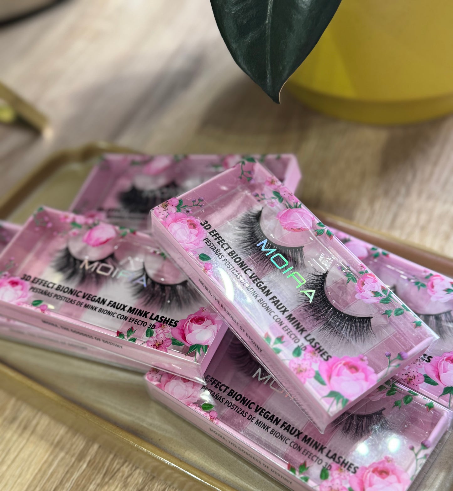 Moira vegan faux mink eyelashes