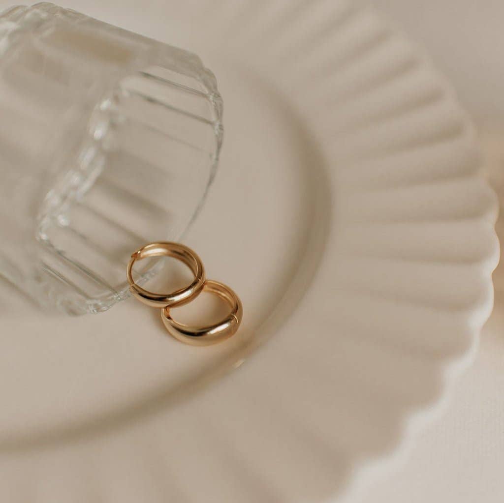 Mauve Jewelry Co. - Lexi Chunky Hoops