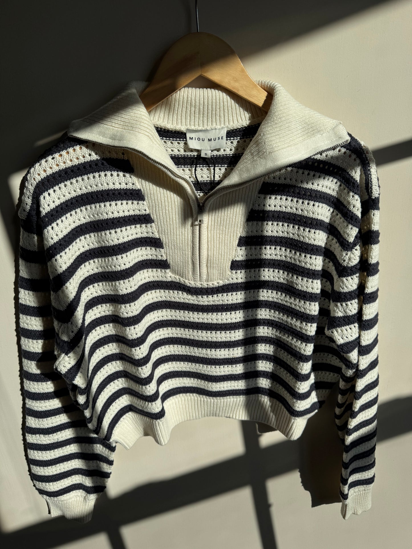 Miou Muse - Navy/Cream Crochet Style Quarter-zip Sweater