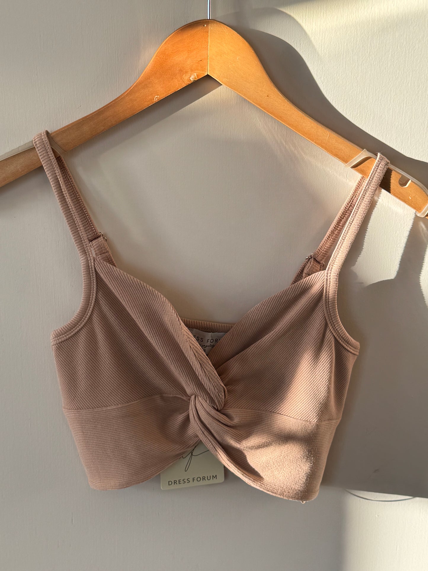 Dress Forum - Knit Twist-knot Sweetheart-neck Cropped Tank