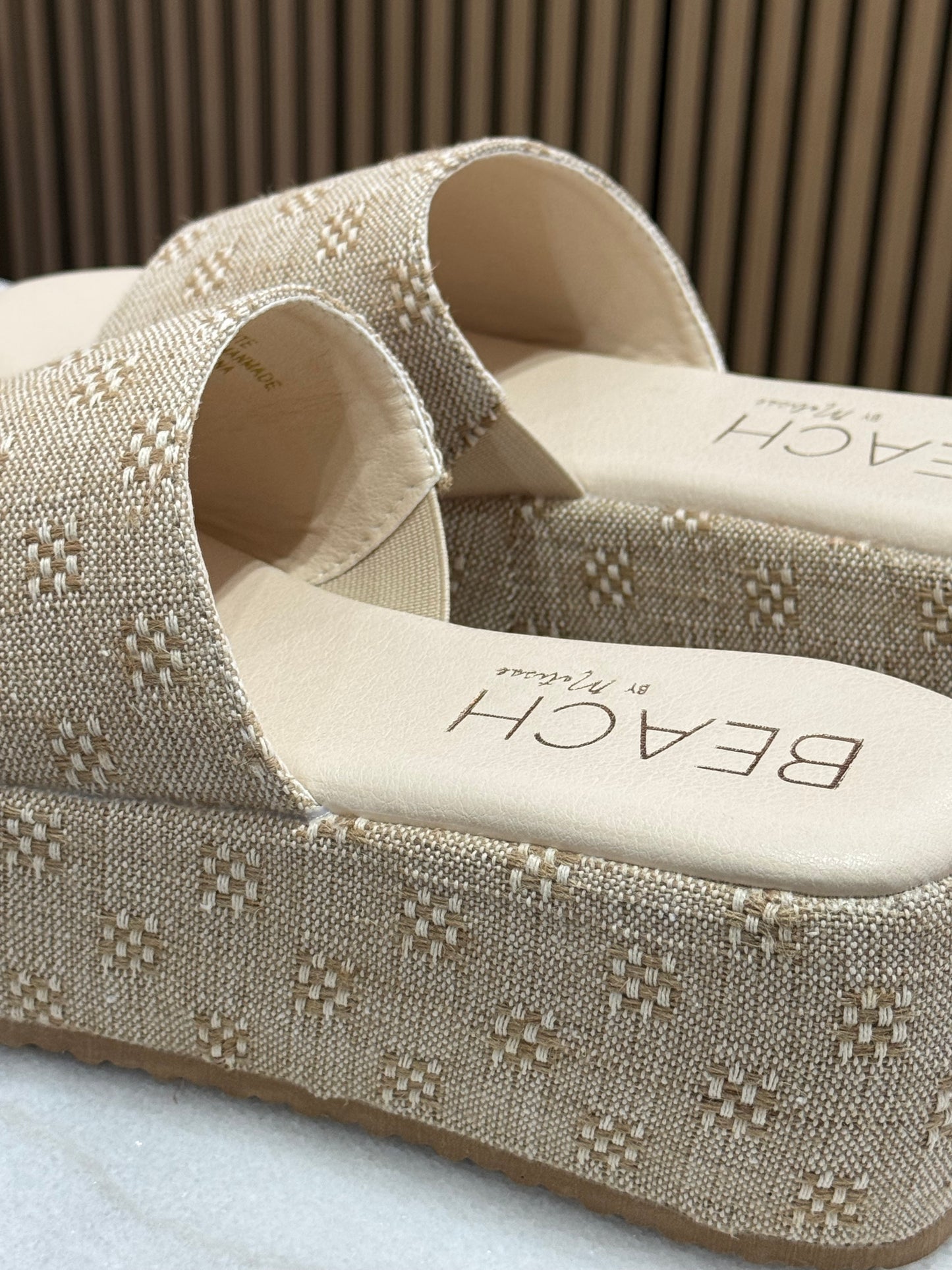 Beach By Matisse Pismo Wedge Sandal