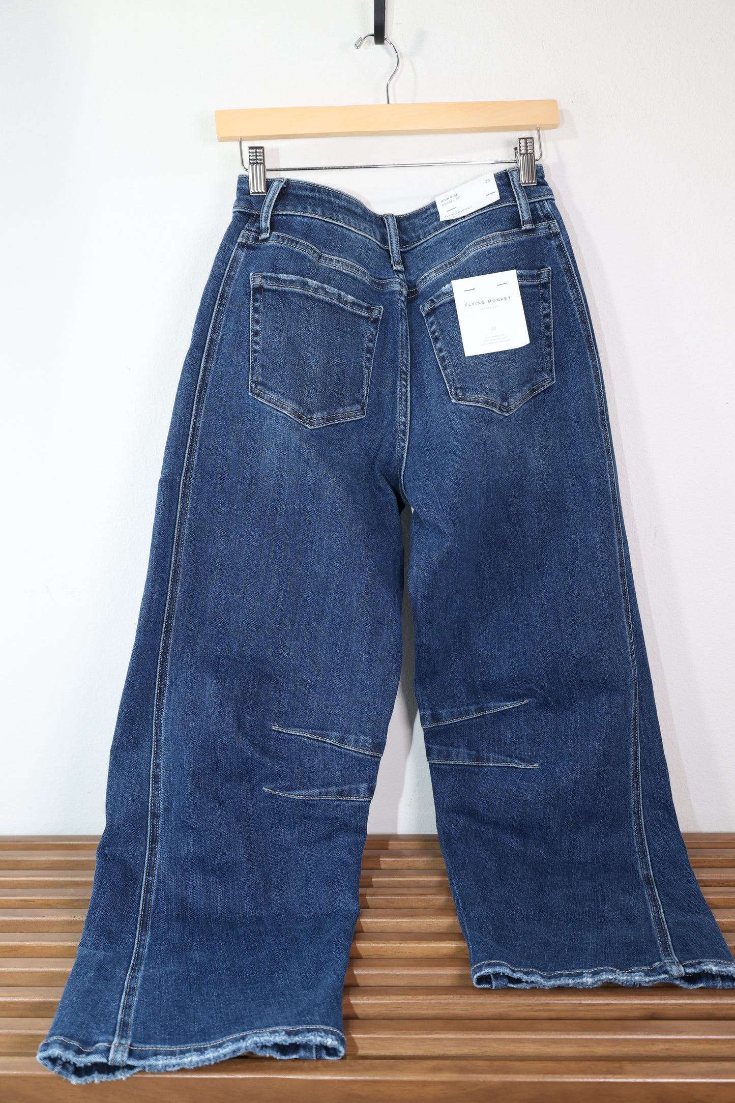 FLYING MONKEY - HIGH RISE BARREL LEG JEANS