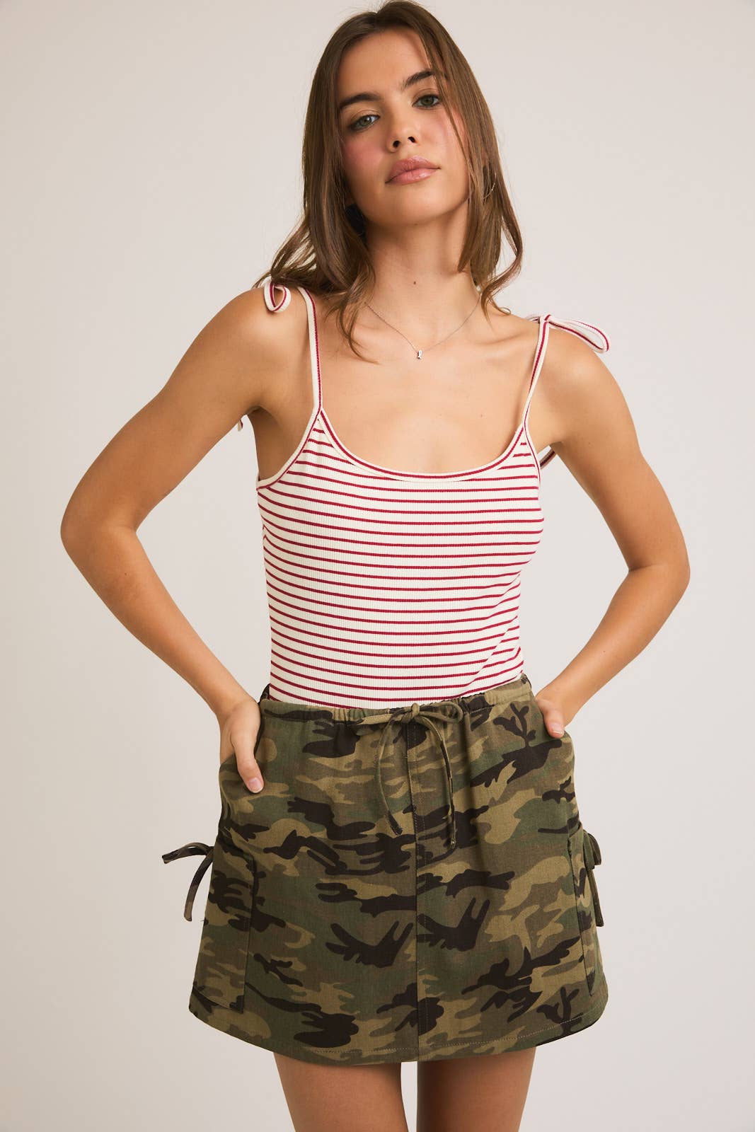 LE LIS - SHOULDER TIE SPAGHETTI BODYSUIT