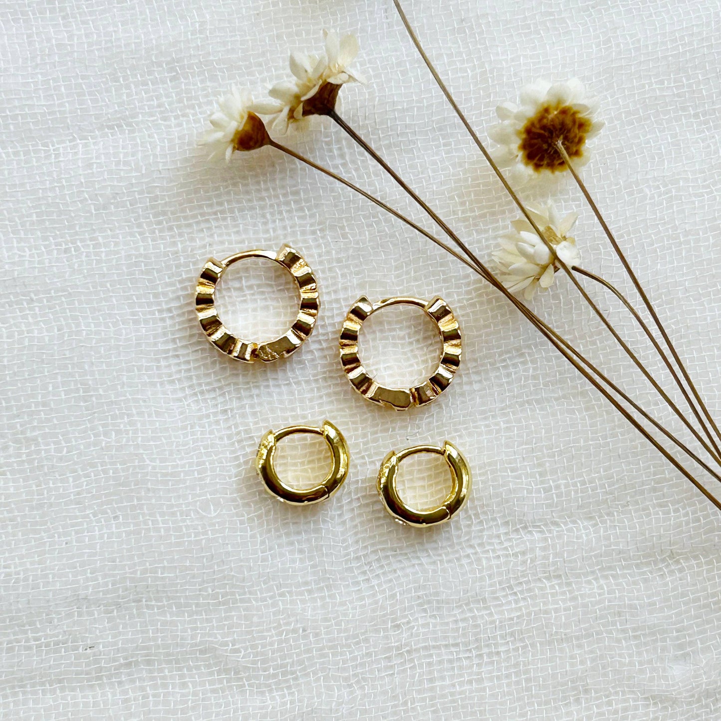 KARA | TOZER - Dainty Hoop Stacking Set