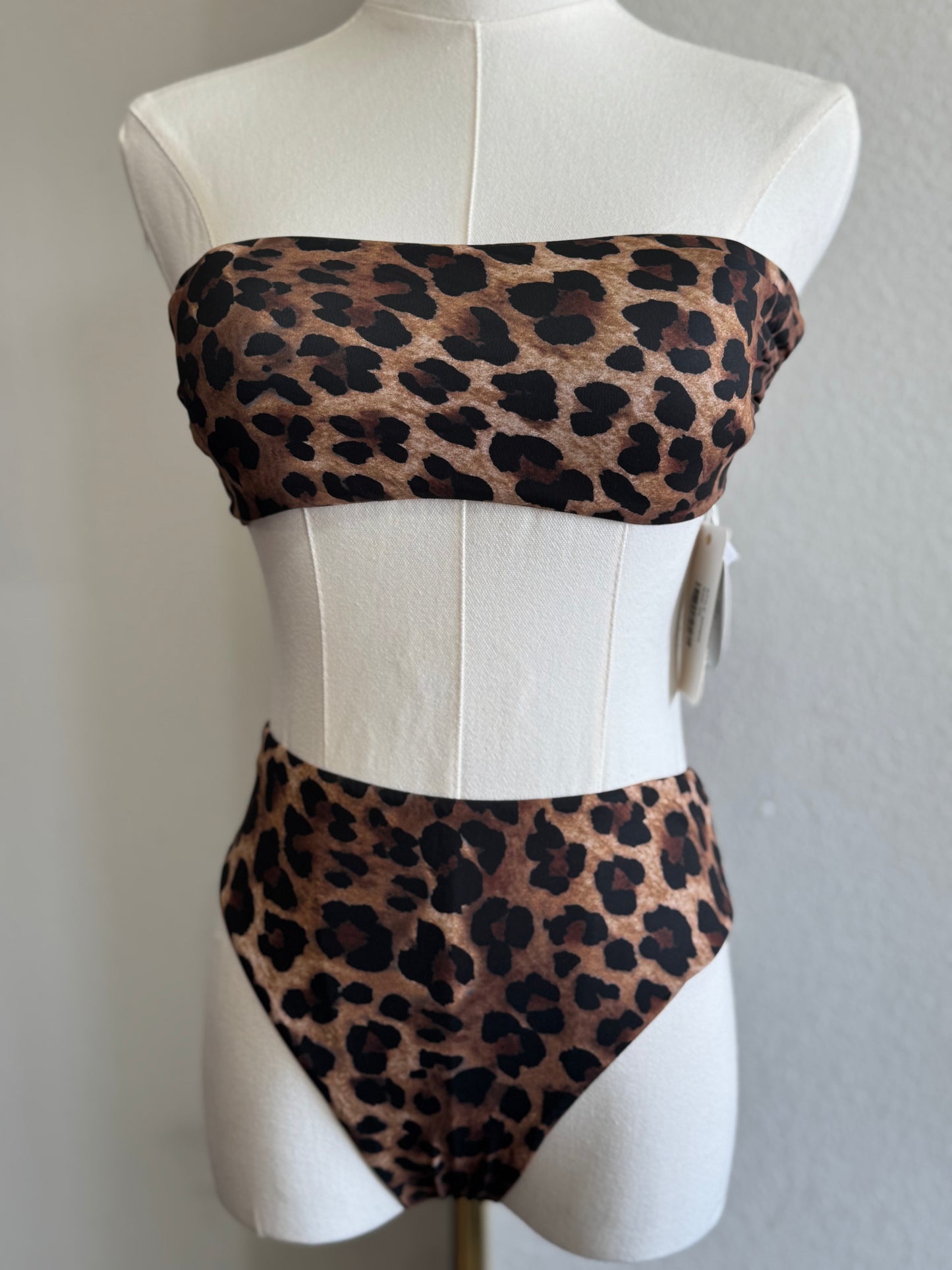 Envya - Hailey Cheetah Bandeau swim Bikini Top