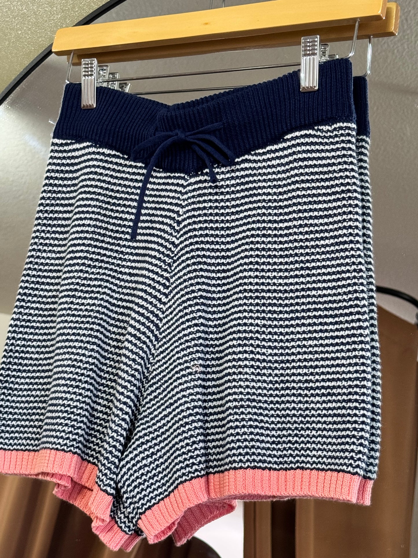 SKIES ARE BLUE Stripe knit shorts