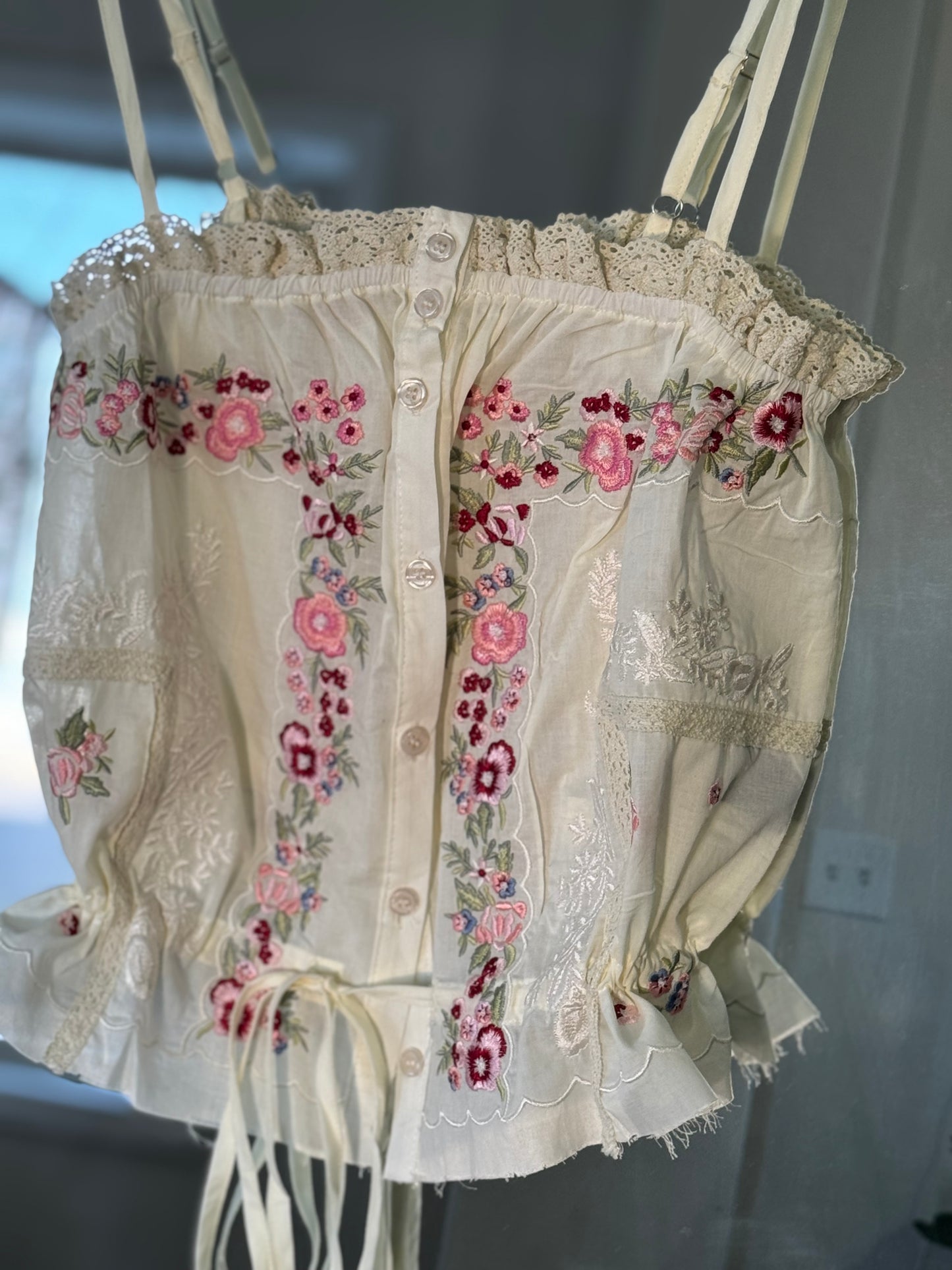 POL - Embroidered Floral Tank