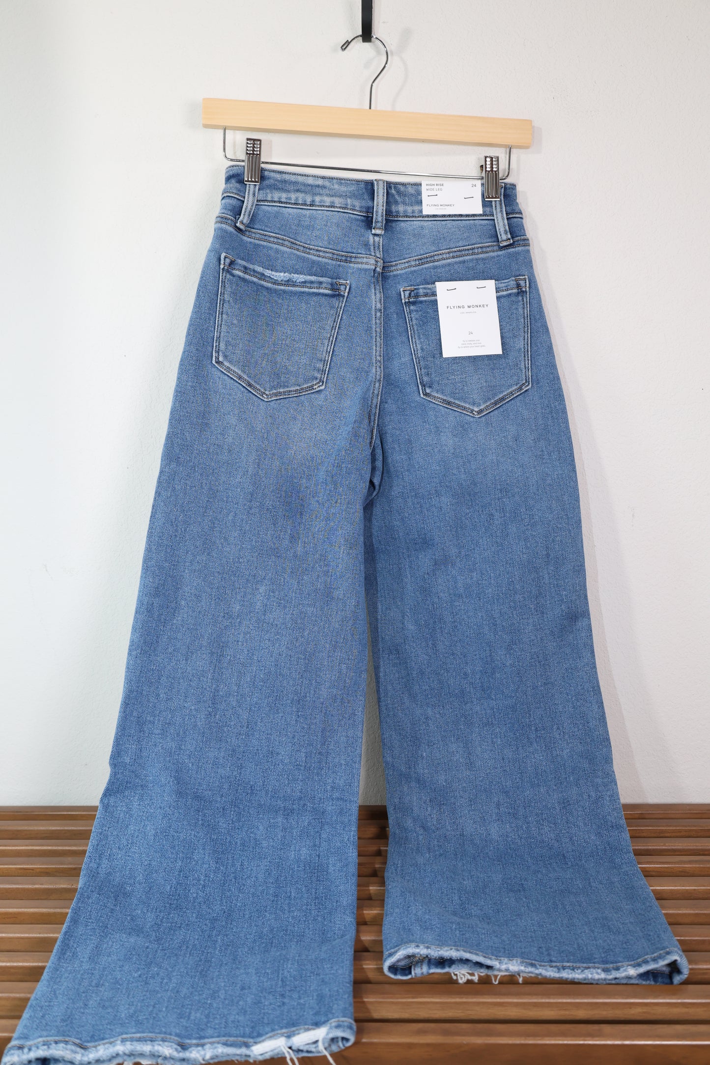 FLYING MONKEY - HIGH RISE CROP WIDE JEANS