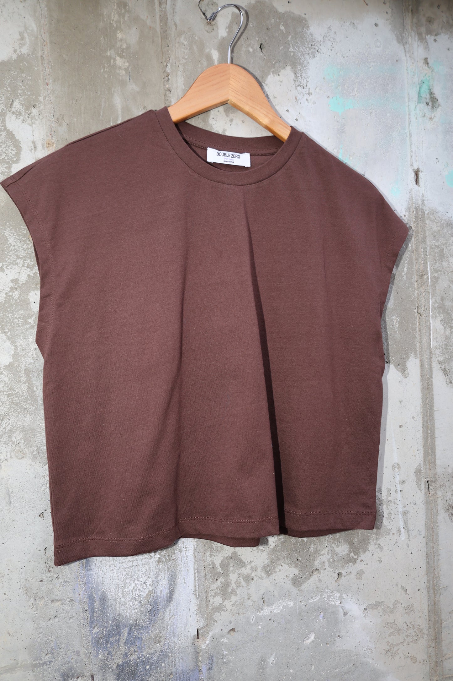 Hyfve - Chocolate Cut-off Sleeve Tank 100% cotton