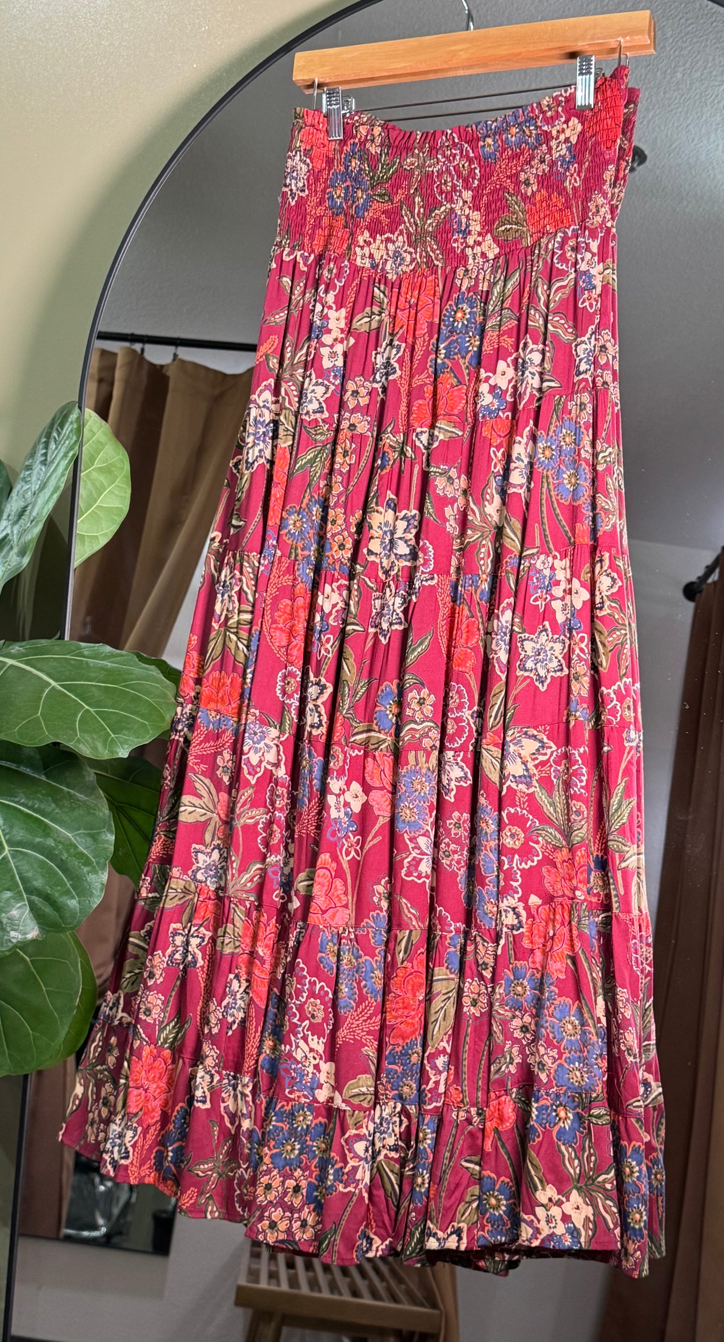 ANGIE -TIERED A LINE SMOCKED WAIST PRINTED MAXI SKIRT