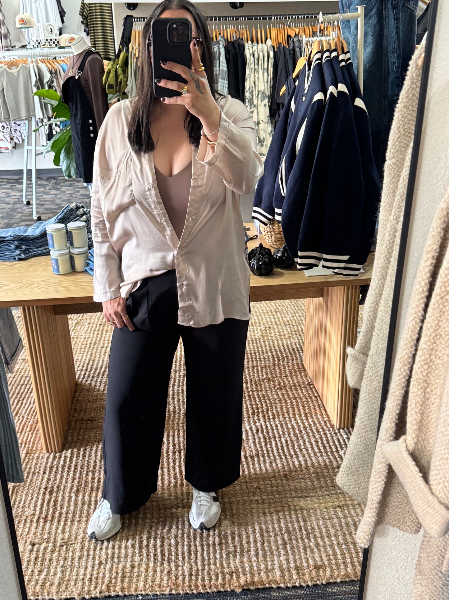 Dress Forum solid wide leg pant