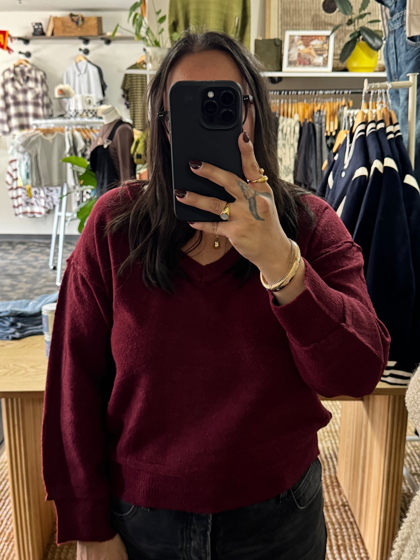 Dress Forum long sleeve scoop neck sweater