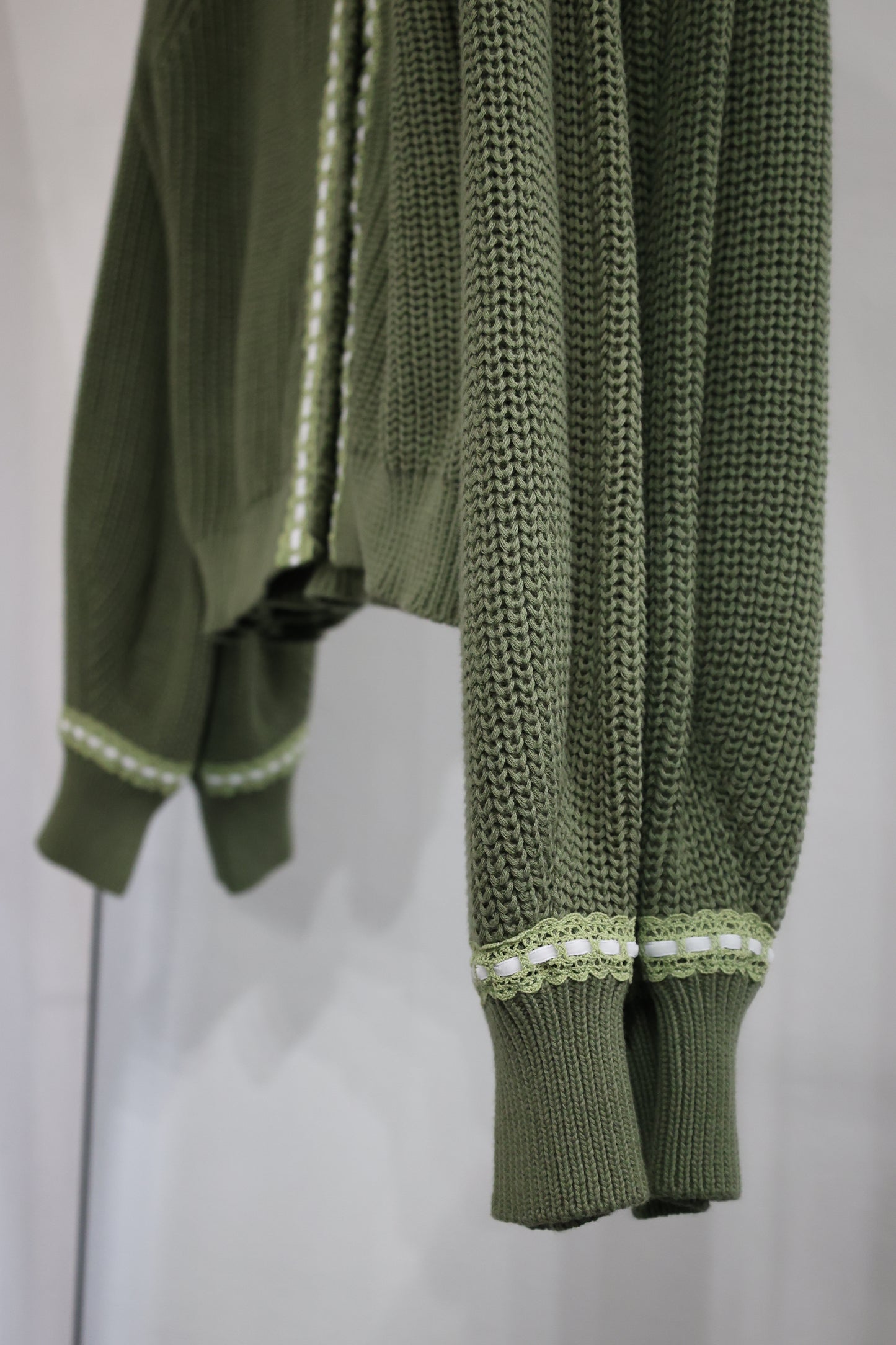 In Loom - DOLL COLLAR KNITTED CARDIGAN