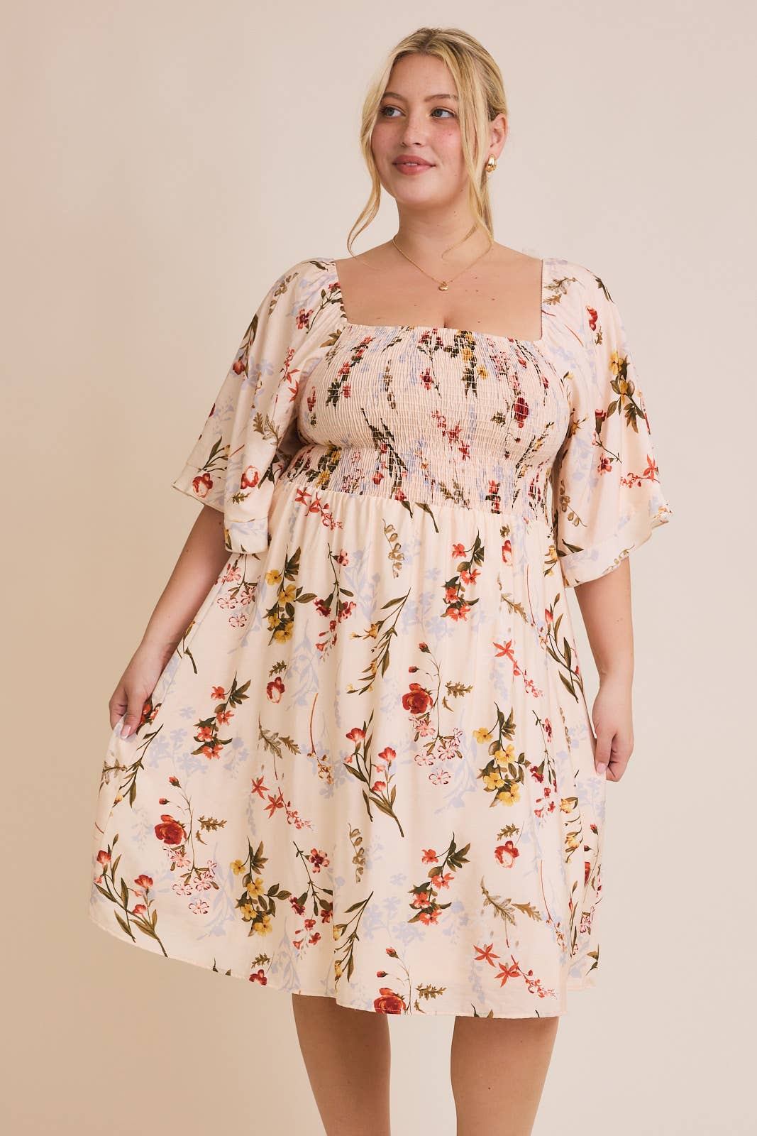 GILLI - PLUS SIZE SQUARE NECK LONG SLEEVE FLORAL PRINT SMOCKING DRESS