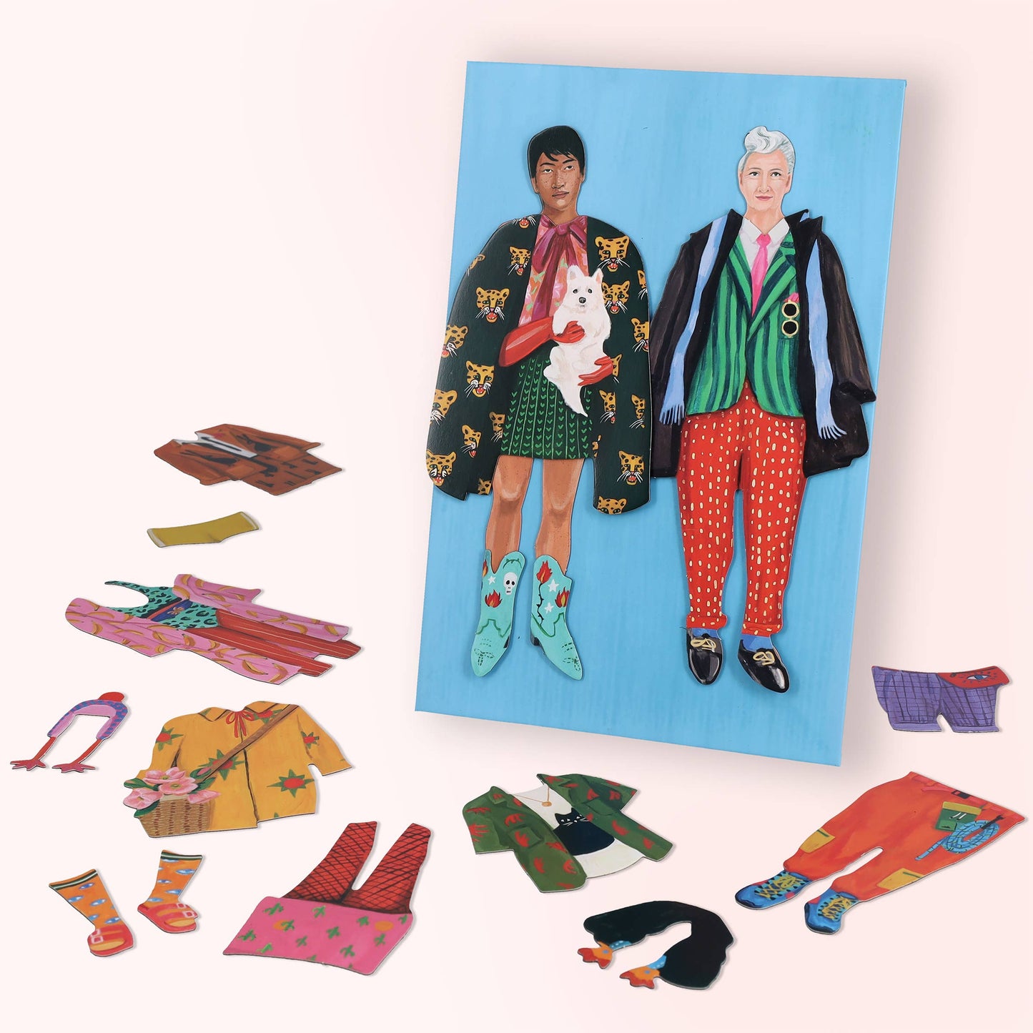Chronicle Books - Fearless Fashion Magnetic Dolls