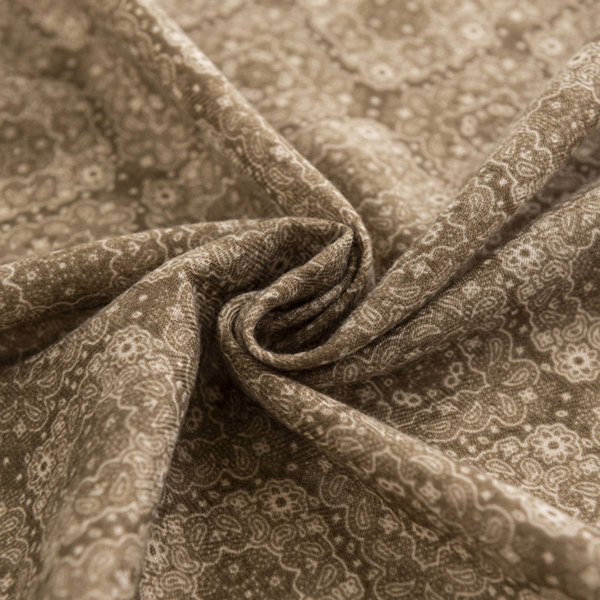 ACCITY - Vintage Houndstooth Print Satin Square Scarf