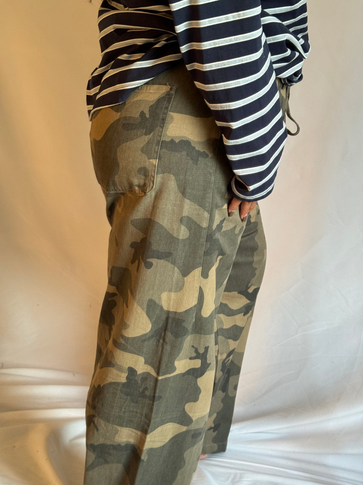 Bring It On camo wide leg pant