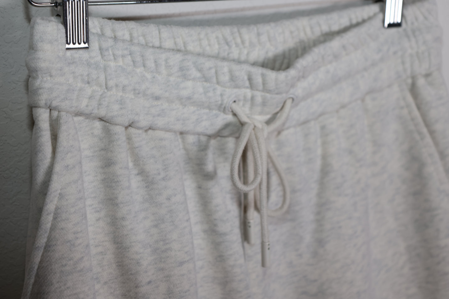 Skies are blue long wide drawstring sweatpants