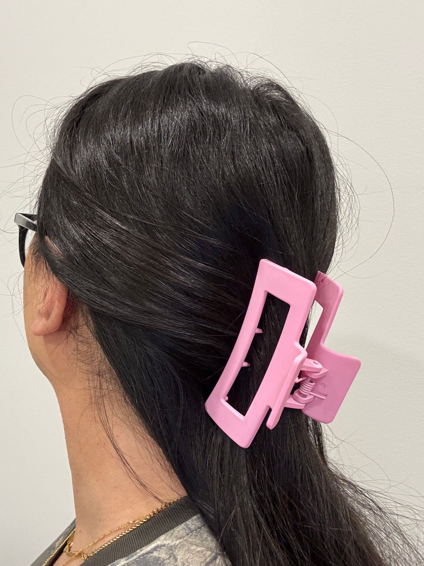 Classic hair claw clip