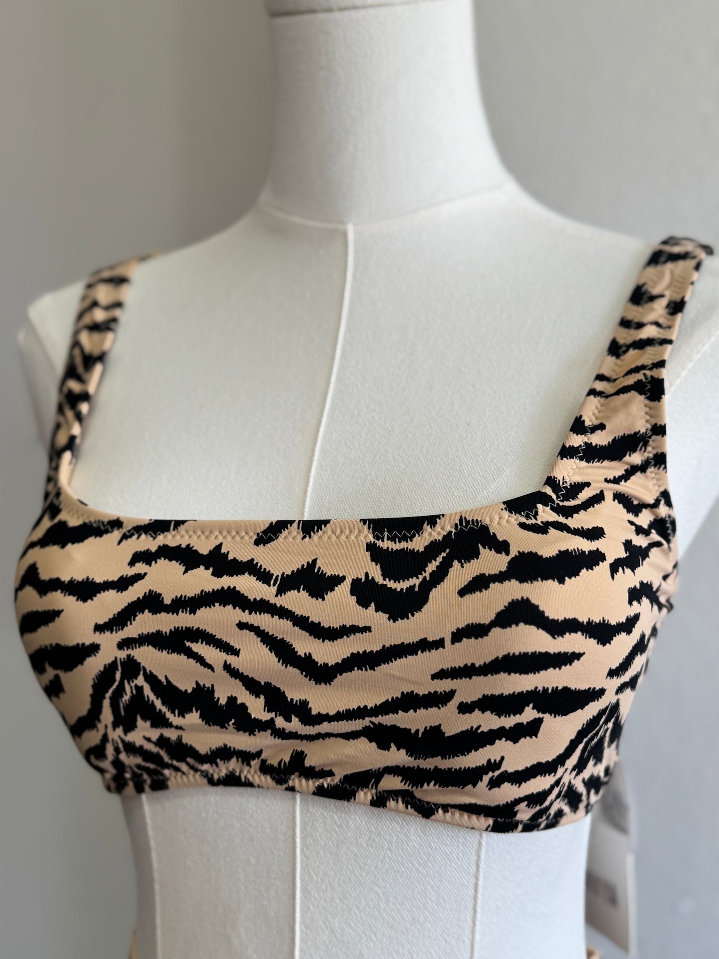 Envya - Olya Square Neck swim Bikini Top