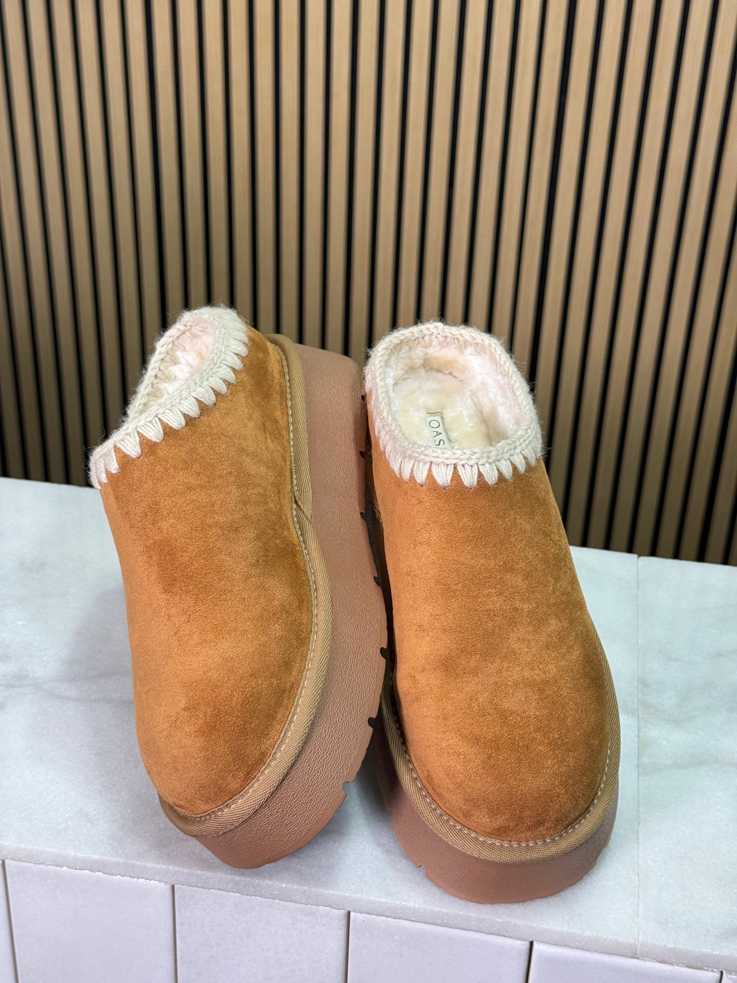OASIS SOCIETY - The Brandi | Camel Platform Cozy Mule Slipper
