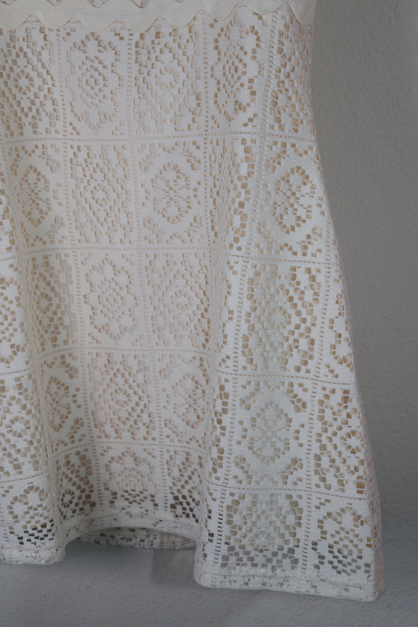 BEIVY & COLLABO -CROCHET LACE DRESS