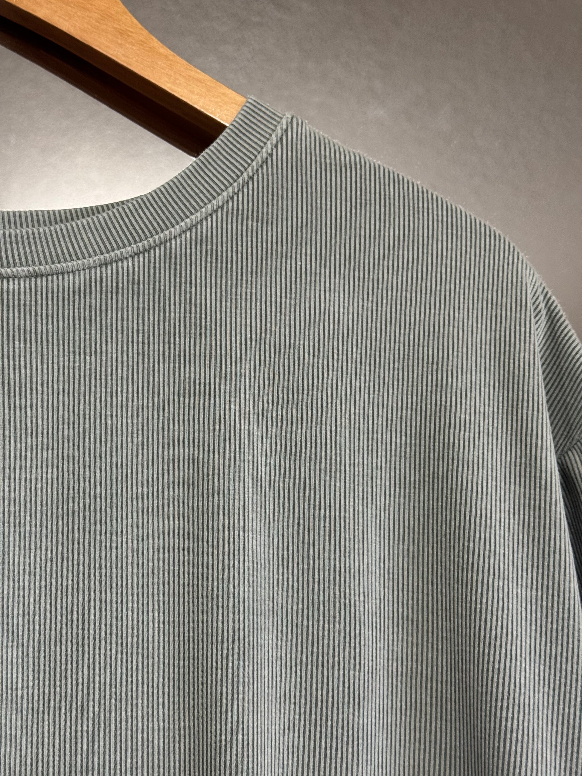 Short sleeve thin ribbed tee