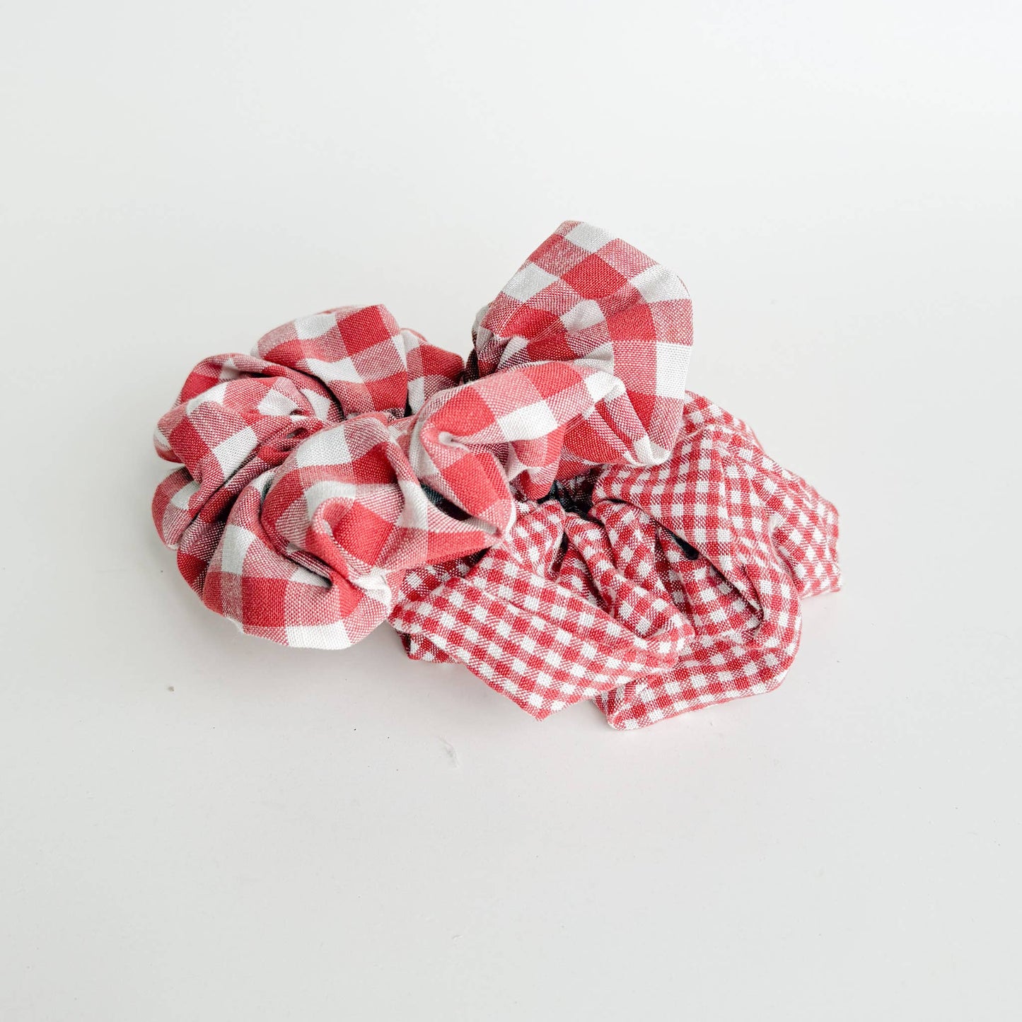Adorro - Red Gingham Scrunchies (Set of 2)