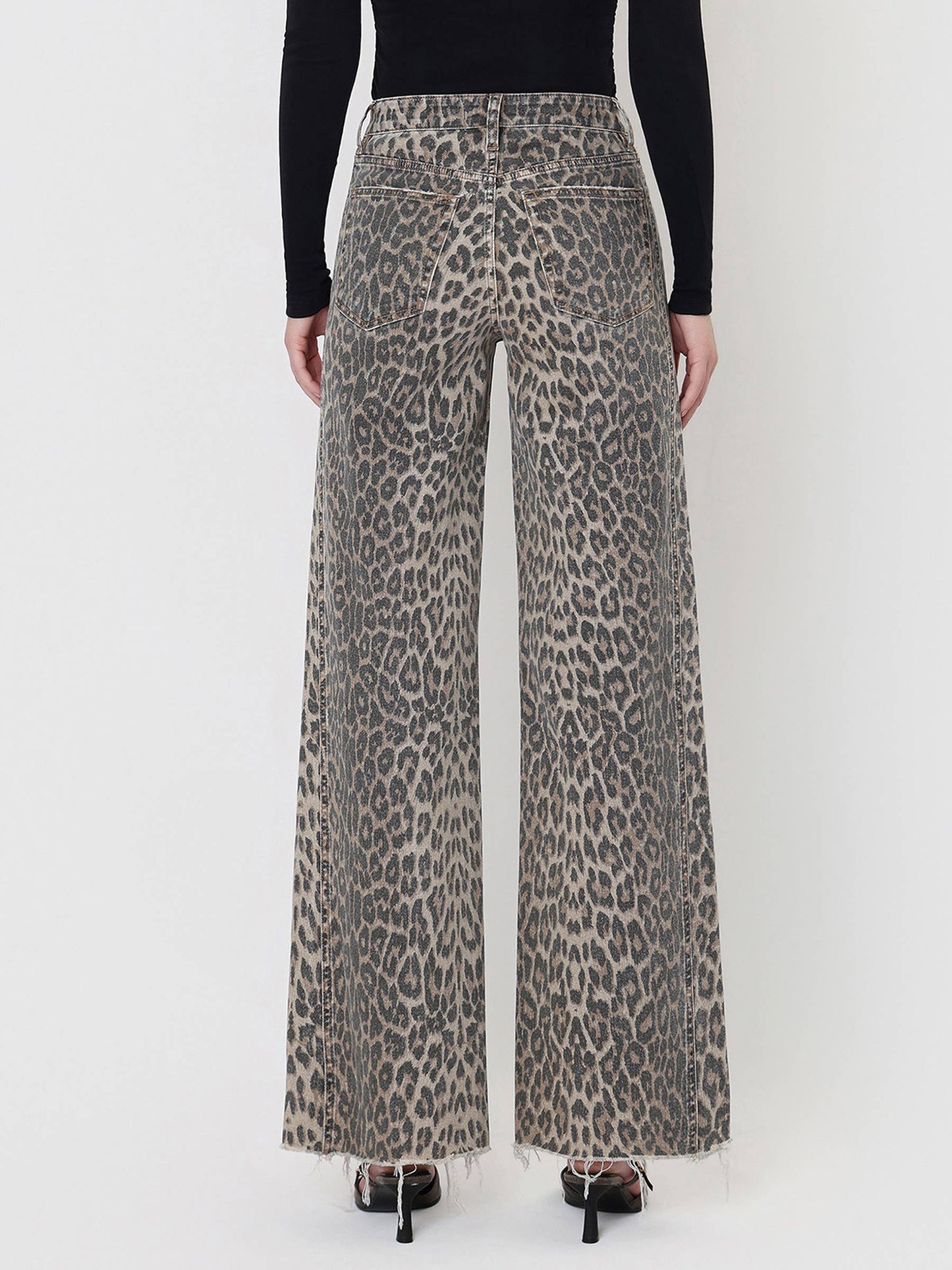 FLYING MONKEY - HIGH RISE SIDE SEAM DETAIL LEOPARD WIDE LEG JEANS