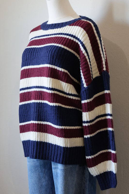 LE LIS - LONG SLEEVE CREW NECK STRIPED SWEATER