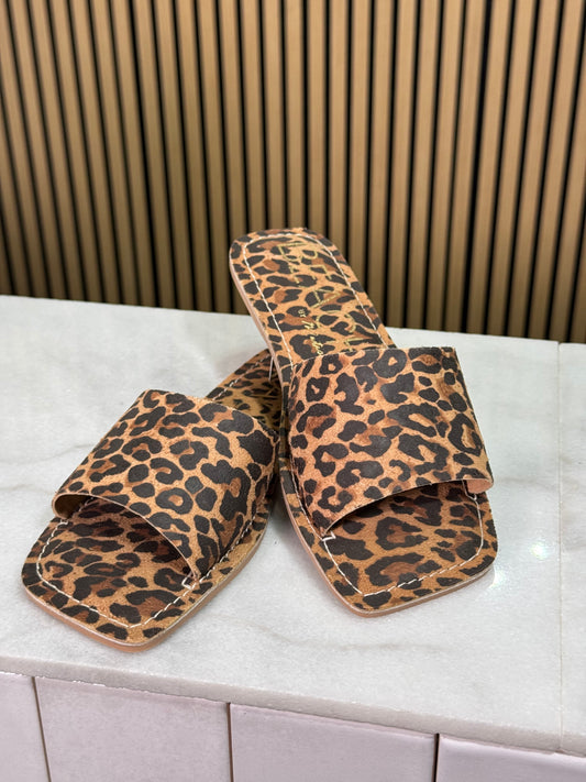 BEACH by Matisse Bali slide sandal
