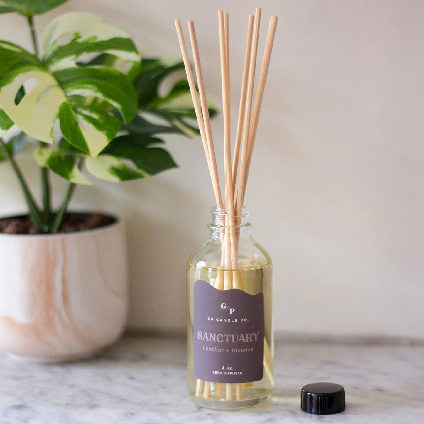 GP Candle Co. - Sanctuary 4 oz. Hue Reed Diffuser (Leather + Incense)