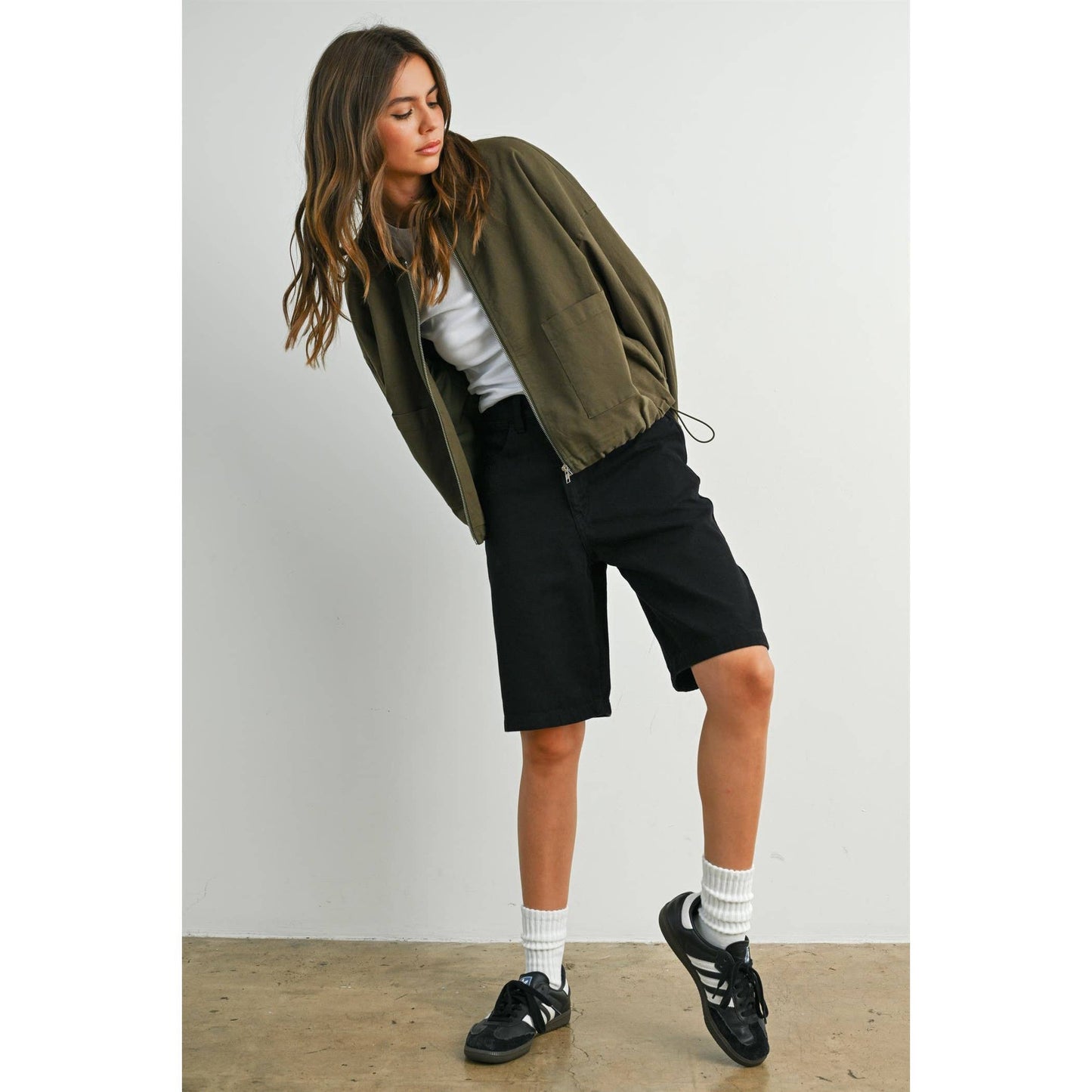 BUTTERMELON - Collared Zip-Up Drawstring Jacket