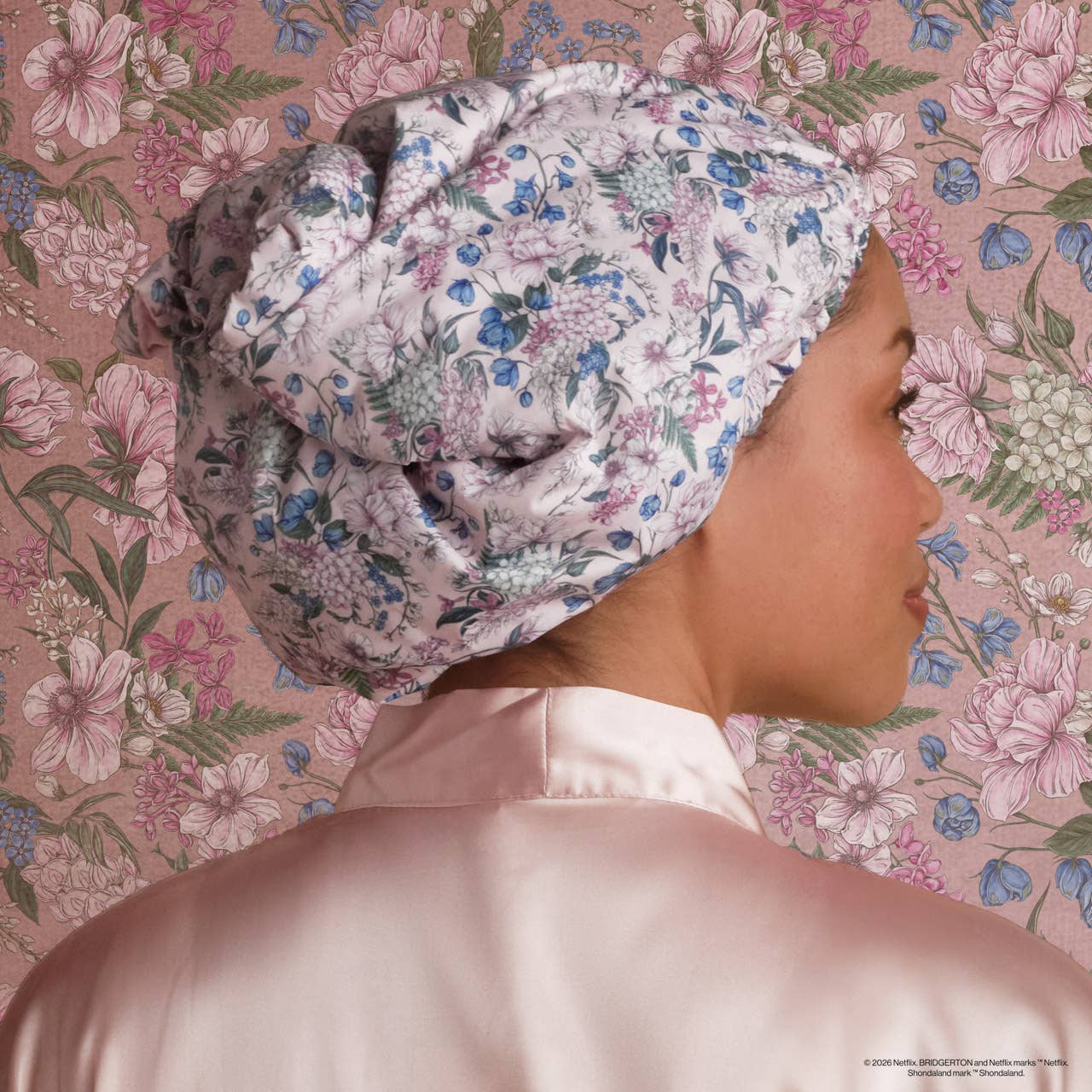 KITSCH - Bridgerton x Kitsch Satin-Lined Flexi Shower Cap in Wisteria