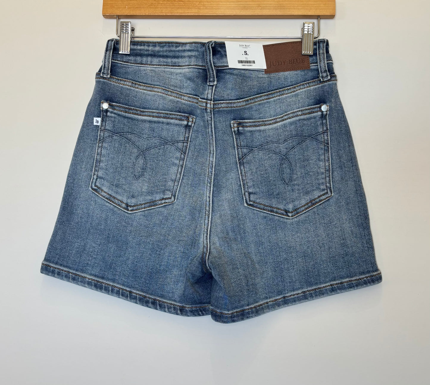 Judy Blue Jeans - High Waisted Slim Denim Shorts