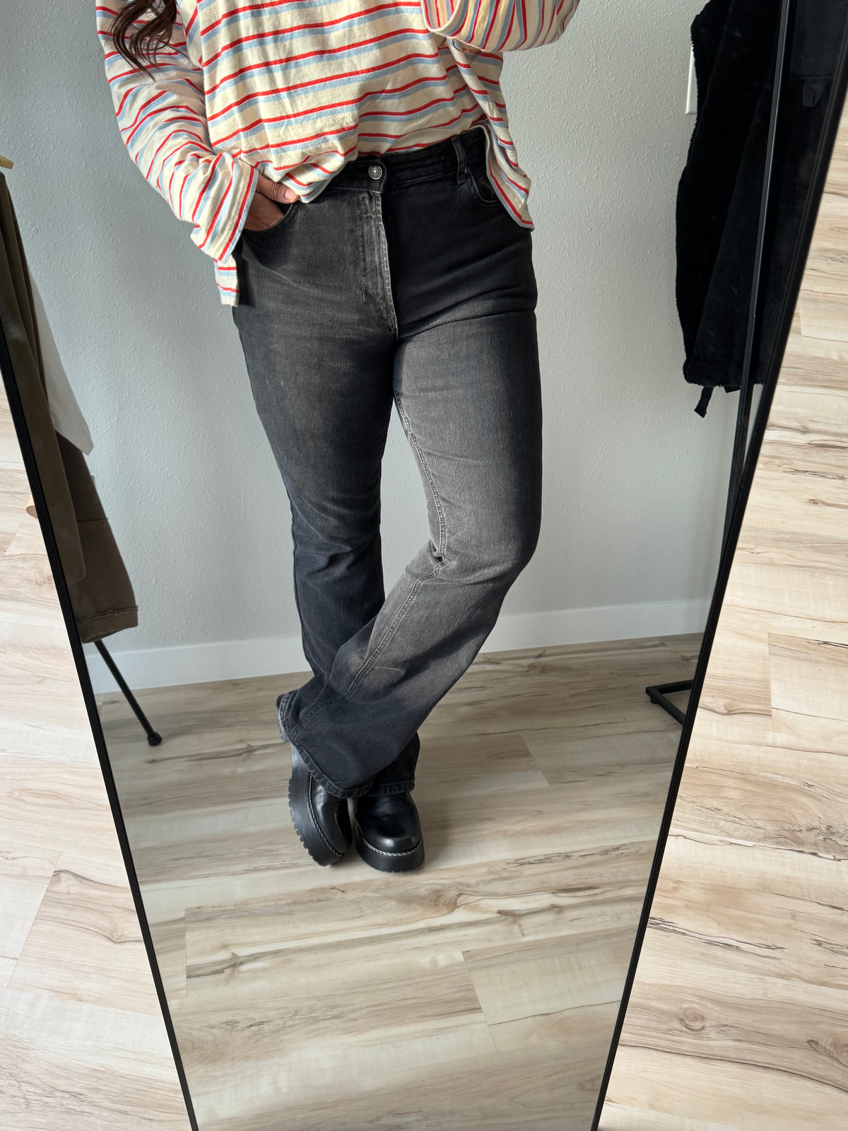 Double Knot High Rise Straight Jean