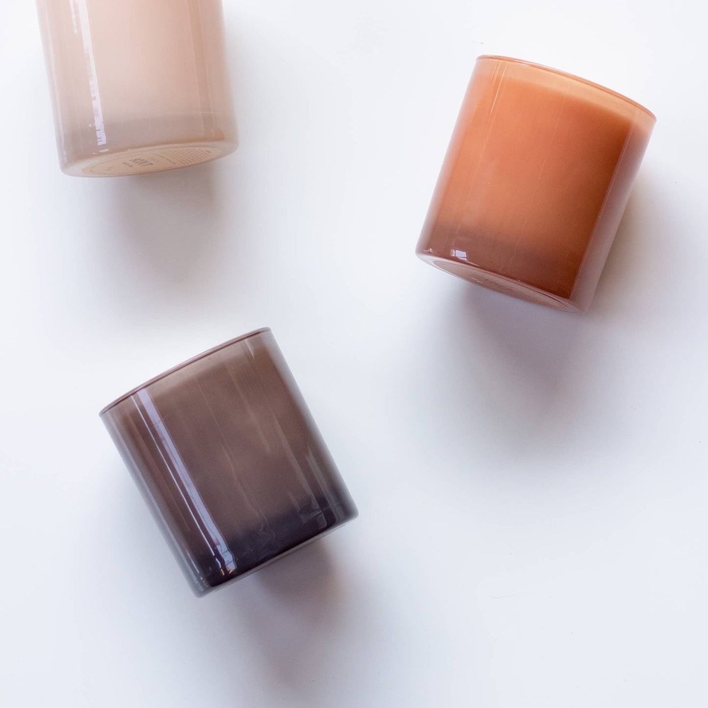 GP Candle Co. - Sanctuary 9 oz. Hue Candle (Leather + Incense)