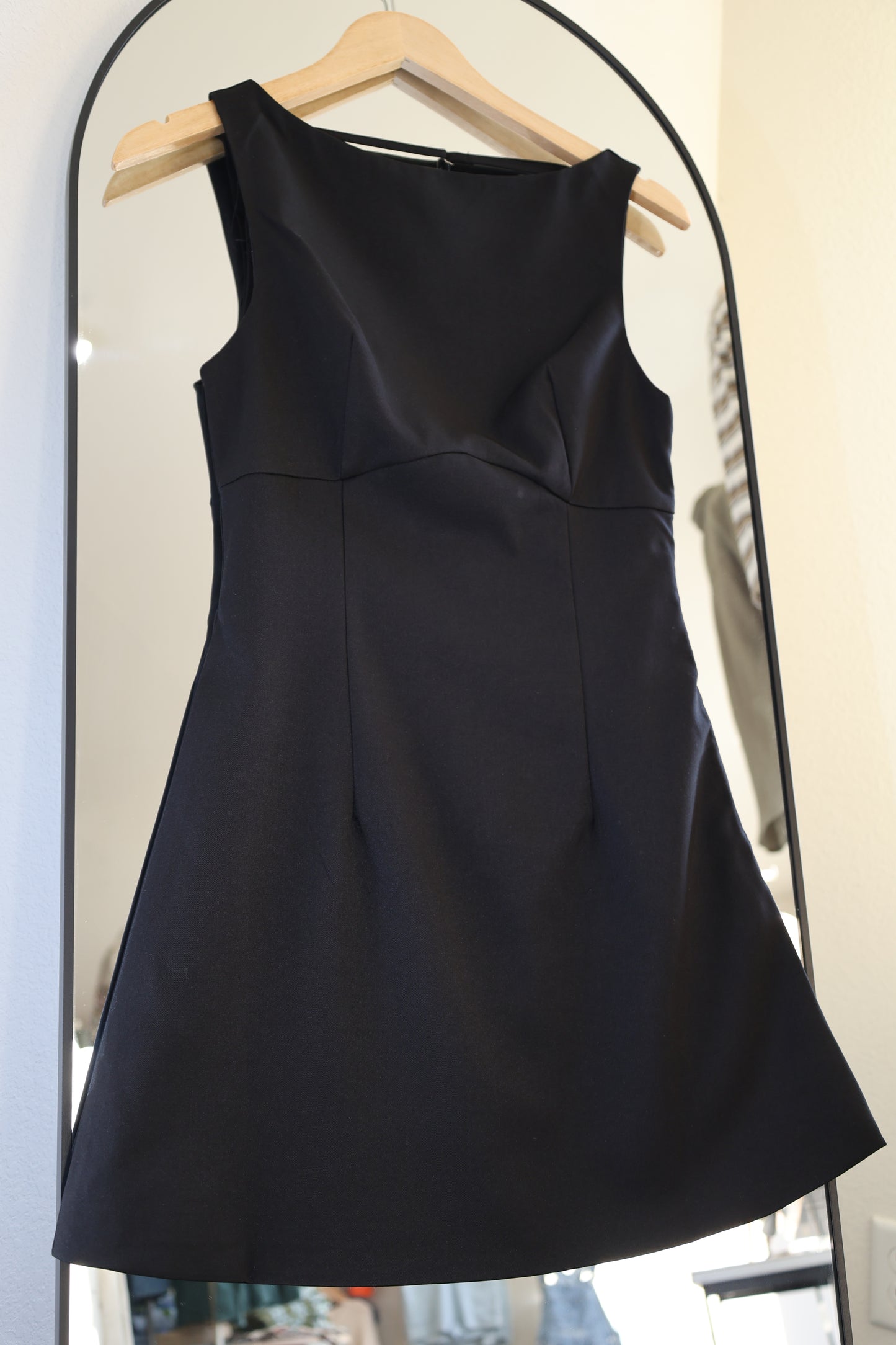 TICTOC - Aleina Low-back Perfect Mini Dress