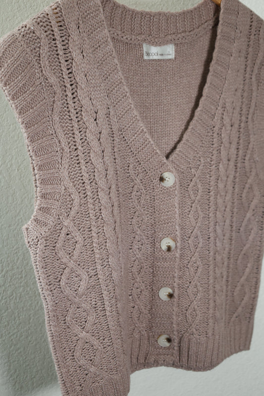 Be Cool - CHUNKY CABLE  SWEATER VEST