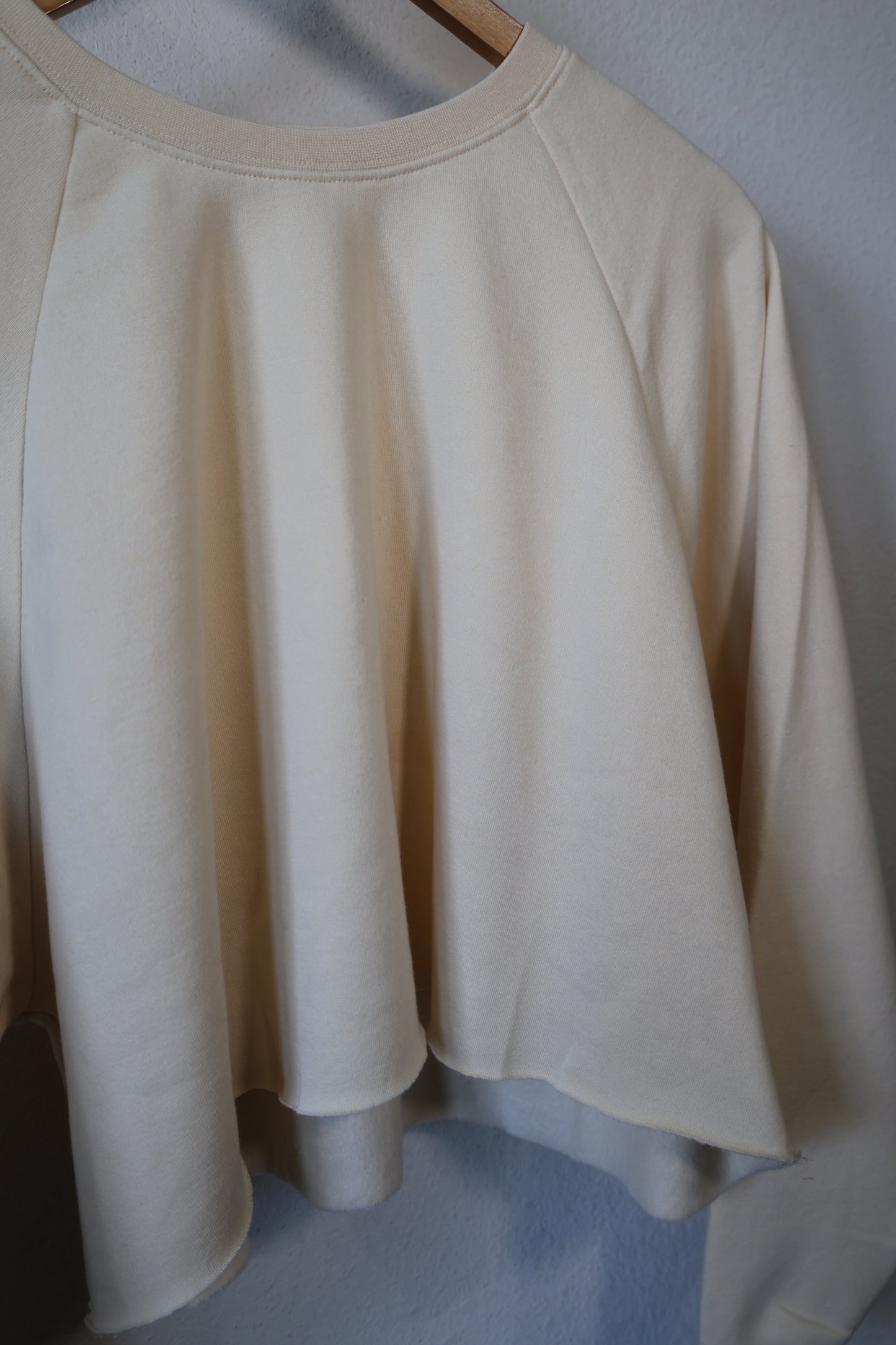 HYFVE - Raw Hem Cropped Sweatshirt