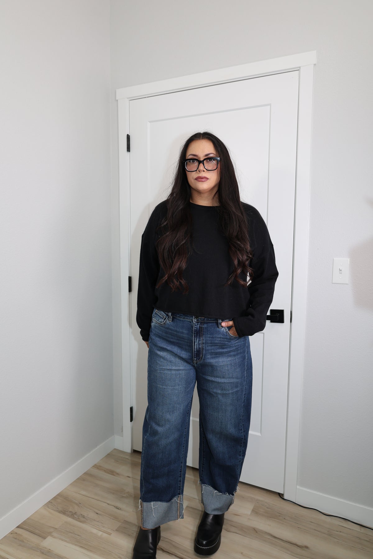 High rise cuff bottom barrel jeans