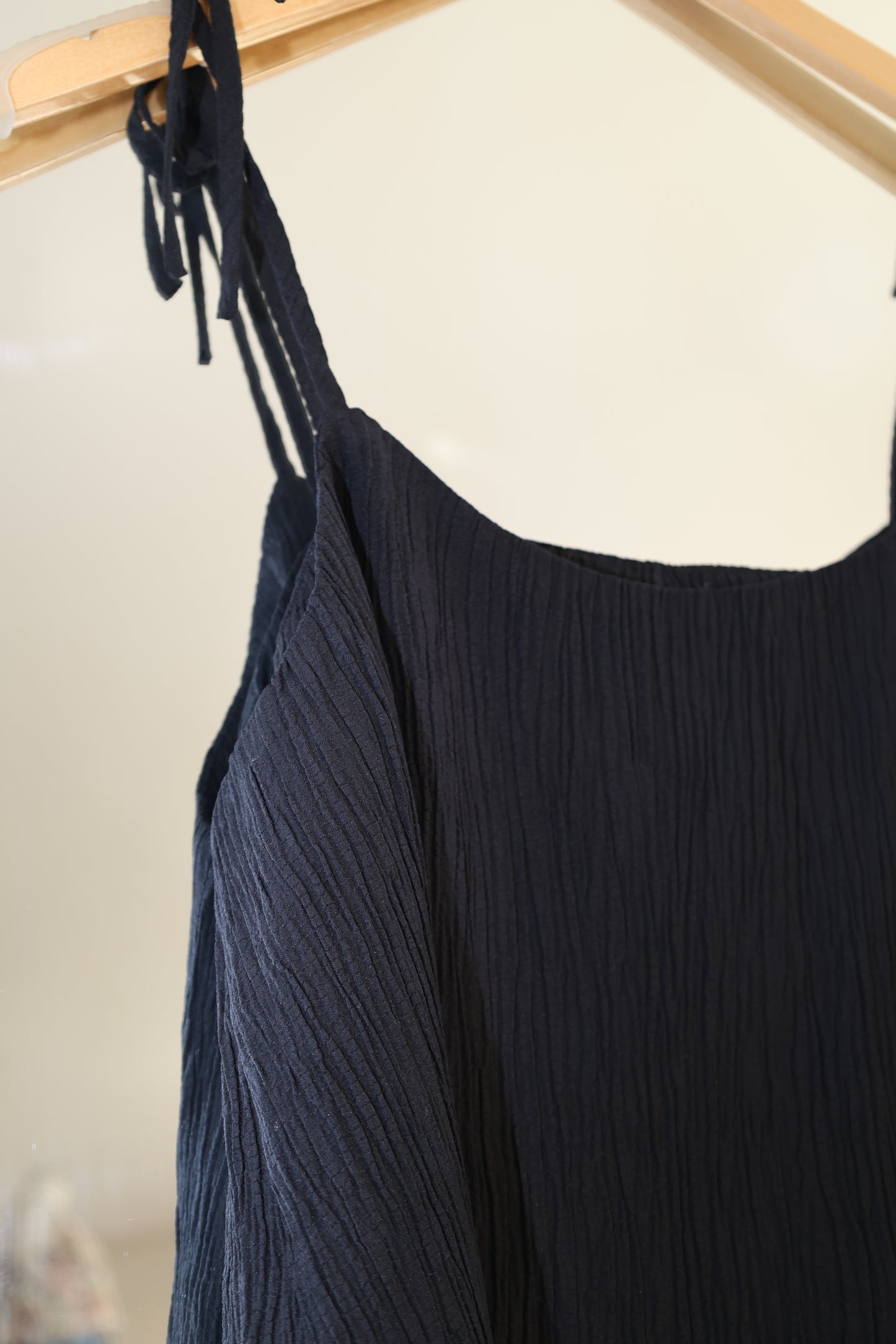 Dress Forum - Black Shoulder Tie Tank