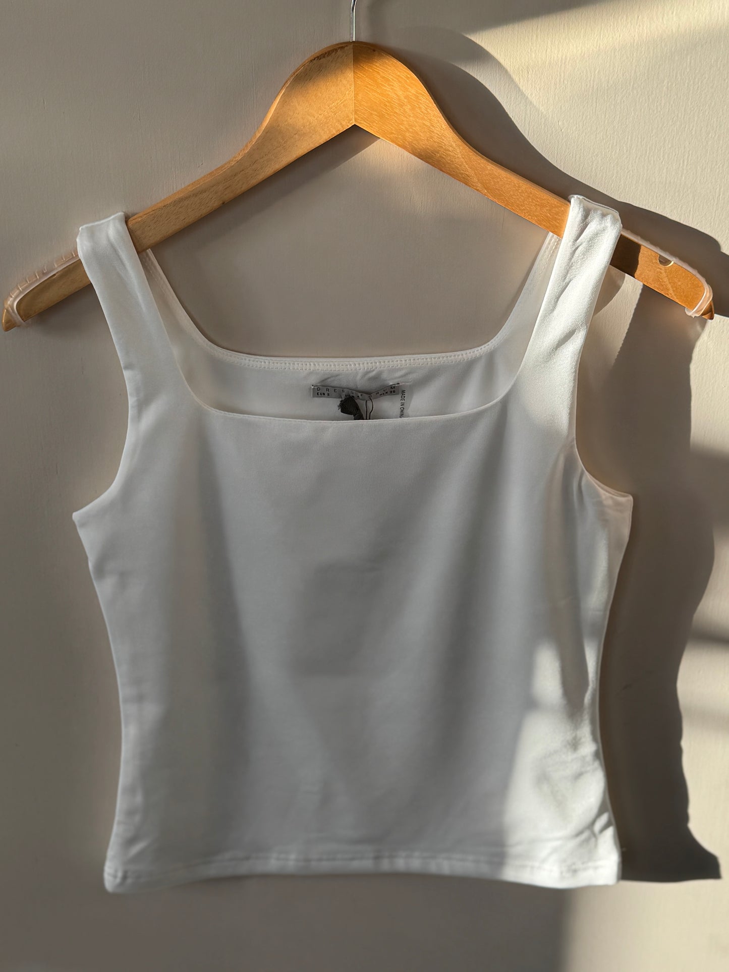 Dress Forum - Basic White Sleeveless Square-neck Tank