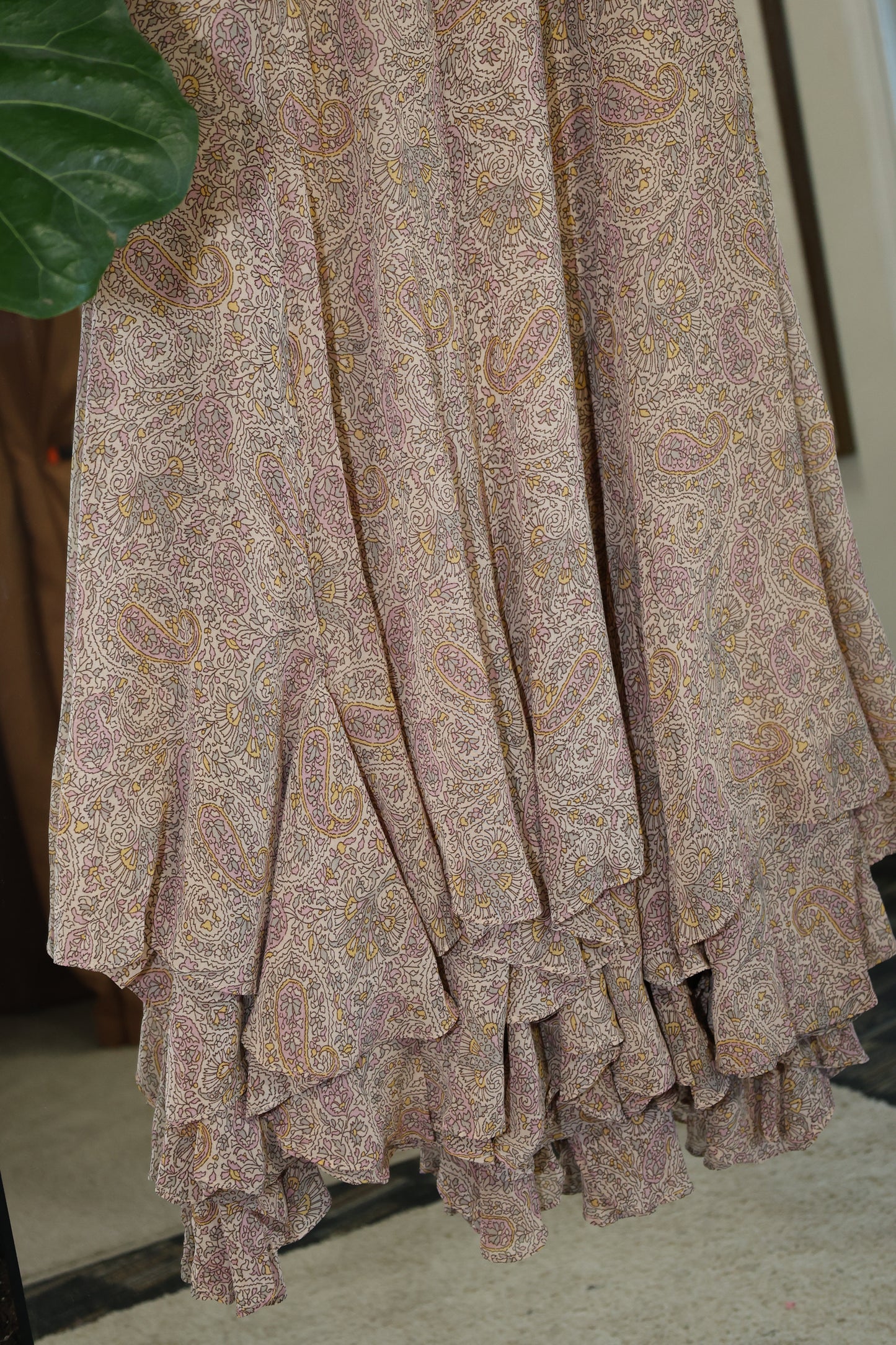 Sky to Moon - BROWN PAISLEY HIGH-LOW RUFFLE DOWN MIDI DRESS