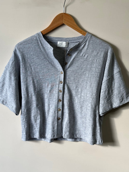 Miou Muse - Grey Round-neck Button-front Tee