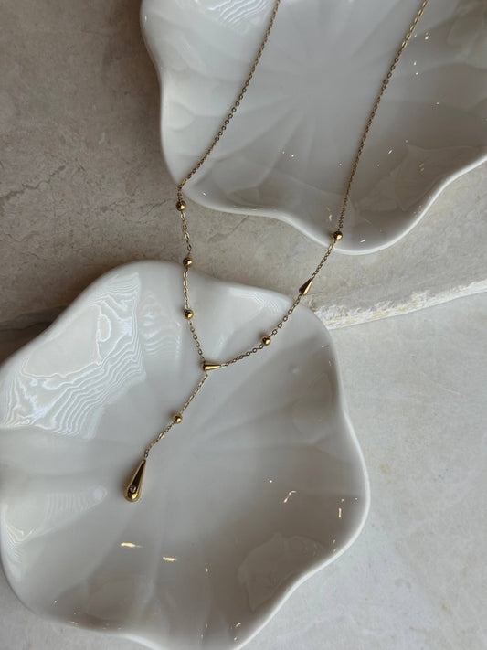Liv Lariat Necklace