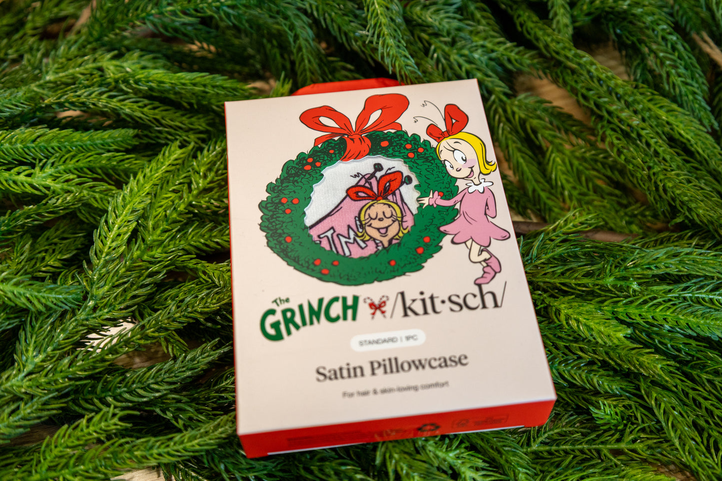 KITSCH - The Grinch x Kitsch Satin Pillowcase in Cindy Lou Who